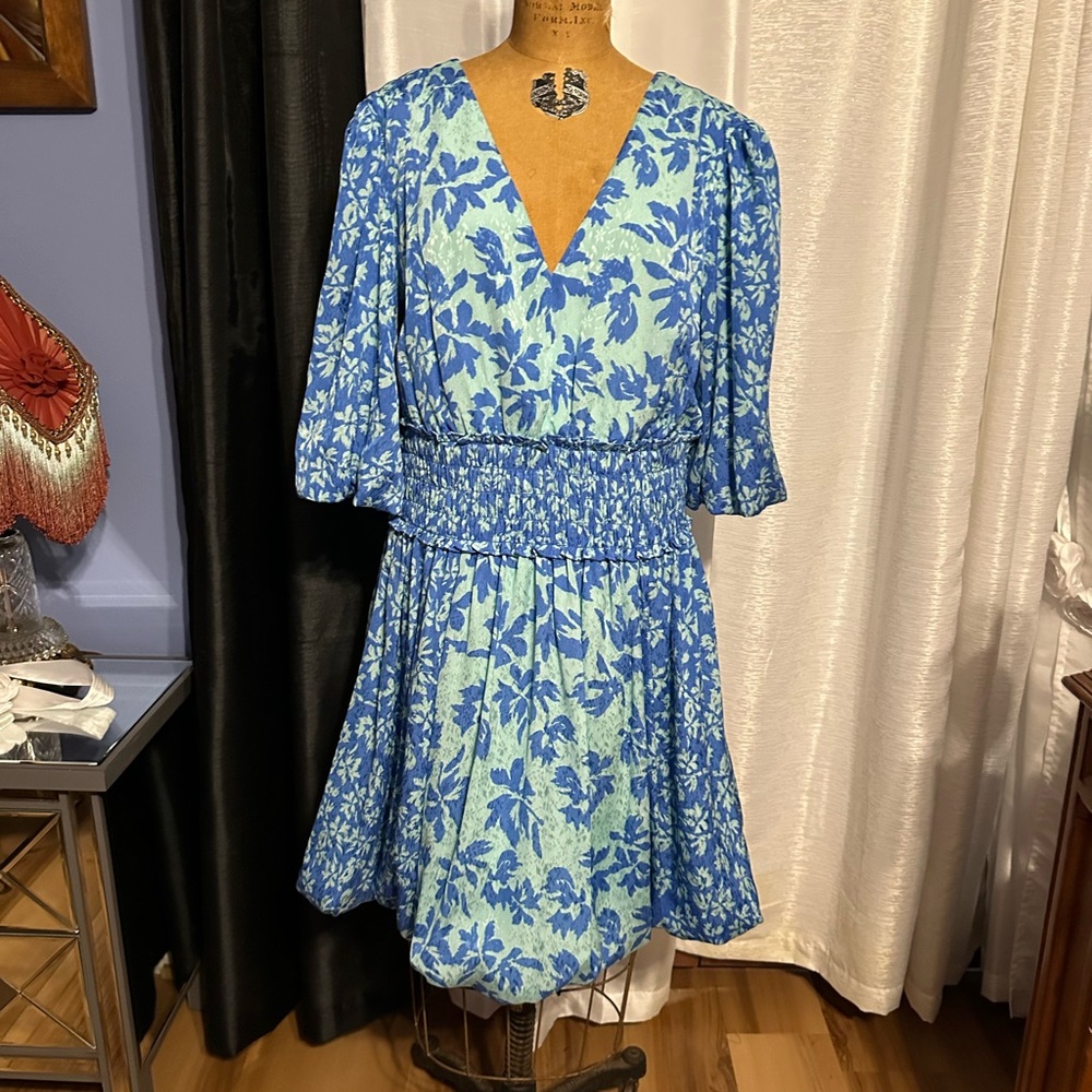 Taylor Dresses Blue and Green Floral Long Sleeve Dress